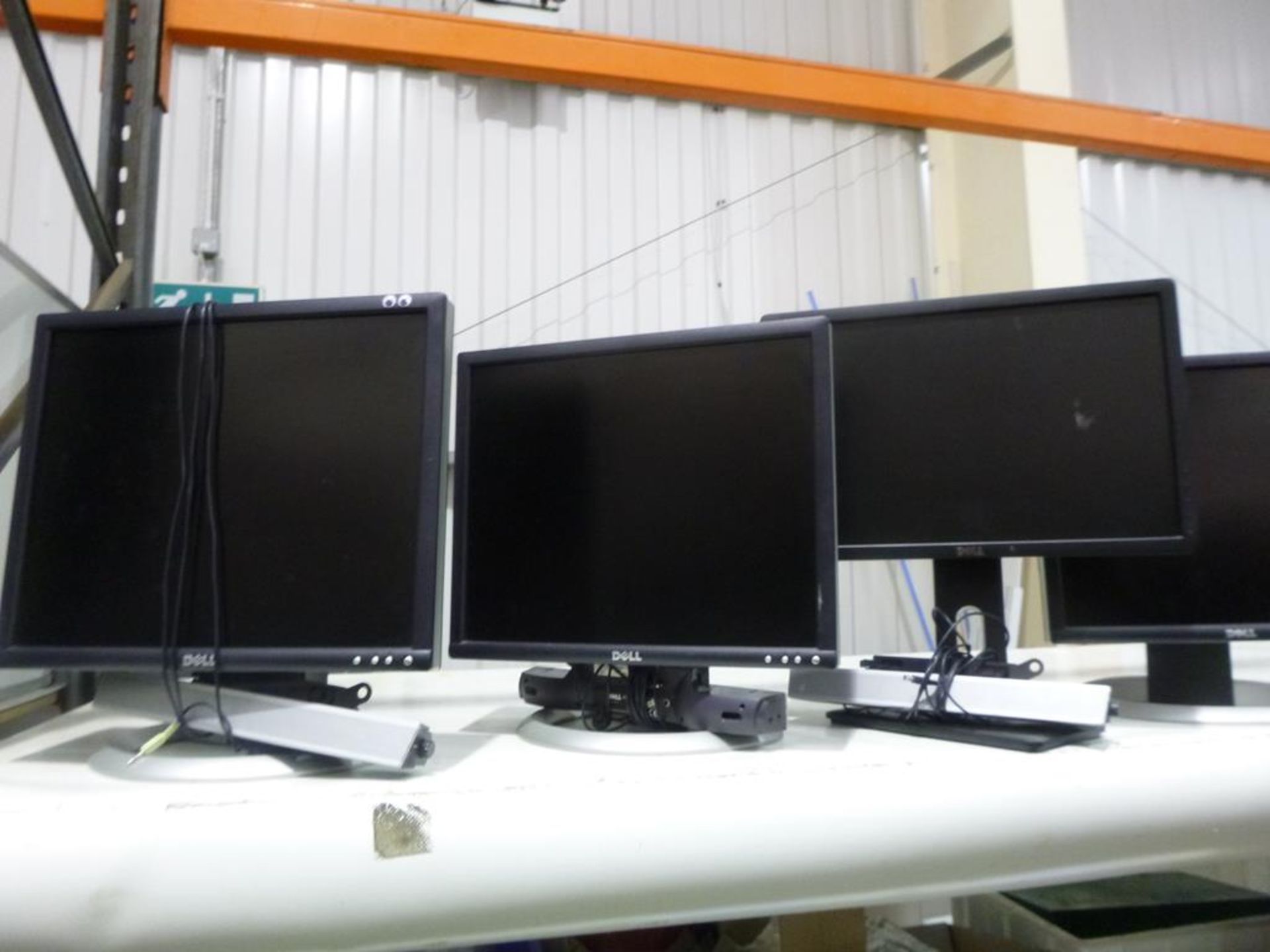 7 X Dell Flatscreen Monitors - Image 2 of 3