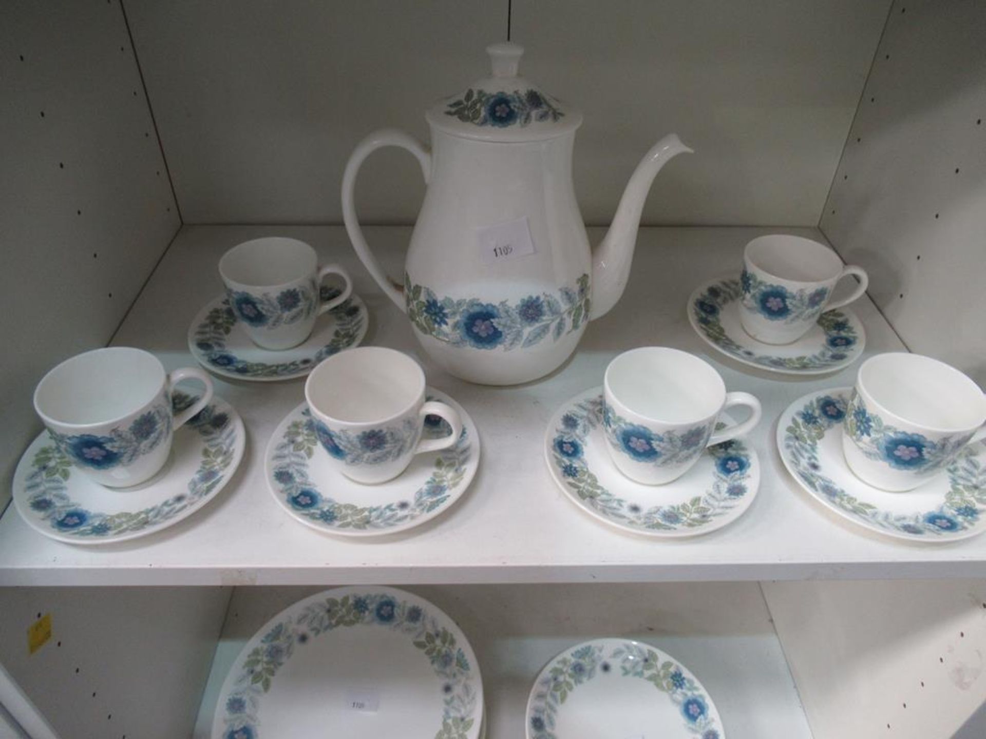 A Wedgwood Clemantine Pattern Six Place Settings Tea and Coffee Set - Image 3 of 4