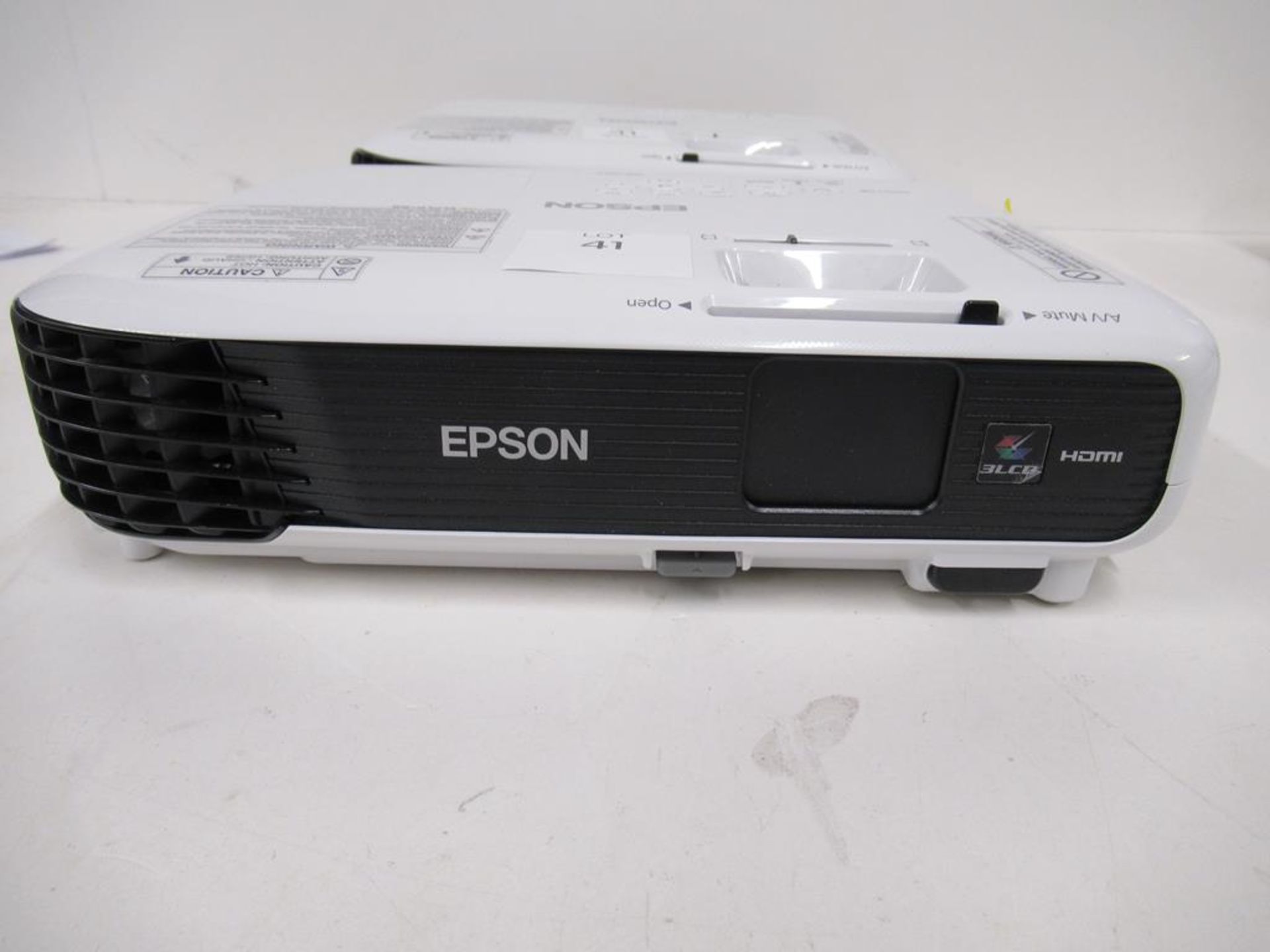 2 x Epson EB504 LCD Projectors - Image 2 of 3