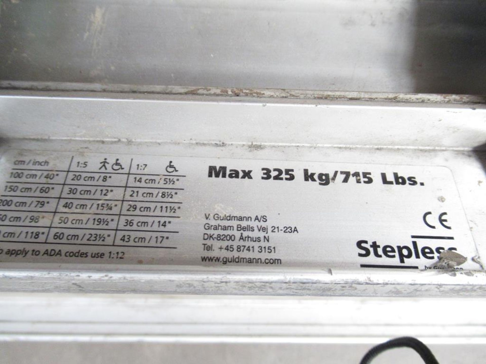 Stepless 325KG Aluminium Loading Ramps - Image 3 of 3