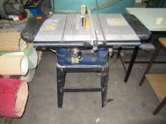 A Mac Alistair Codzsolts 1500w Table Saw