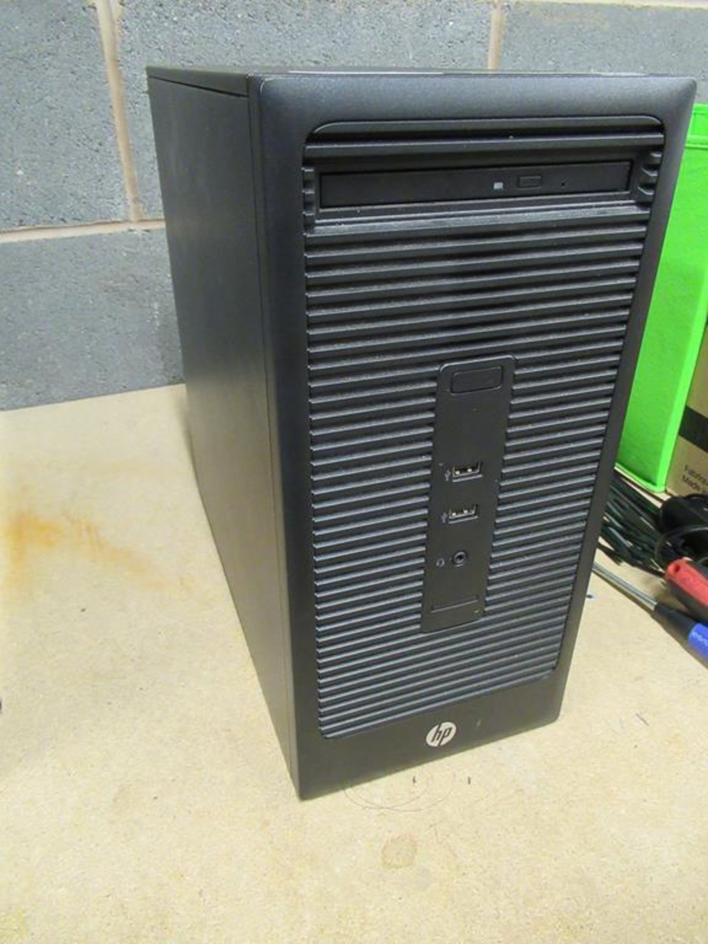 An HP 285 G2 MT Business PC