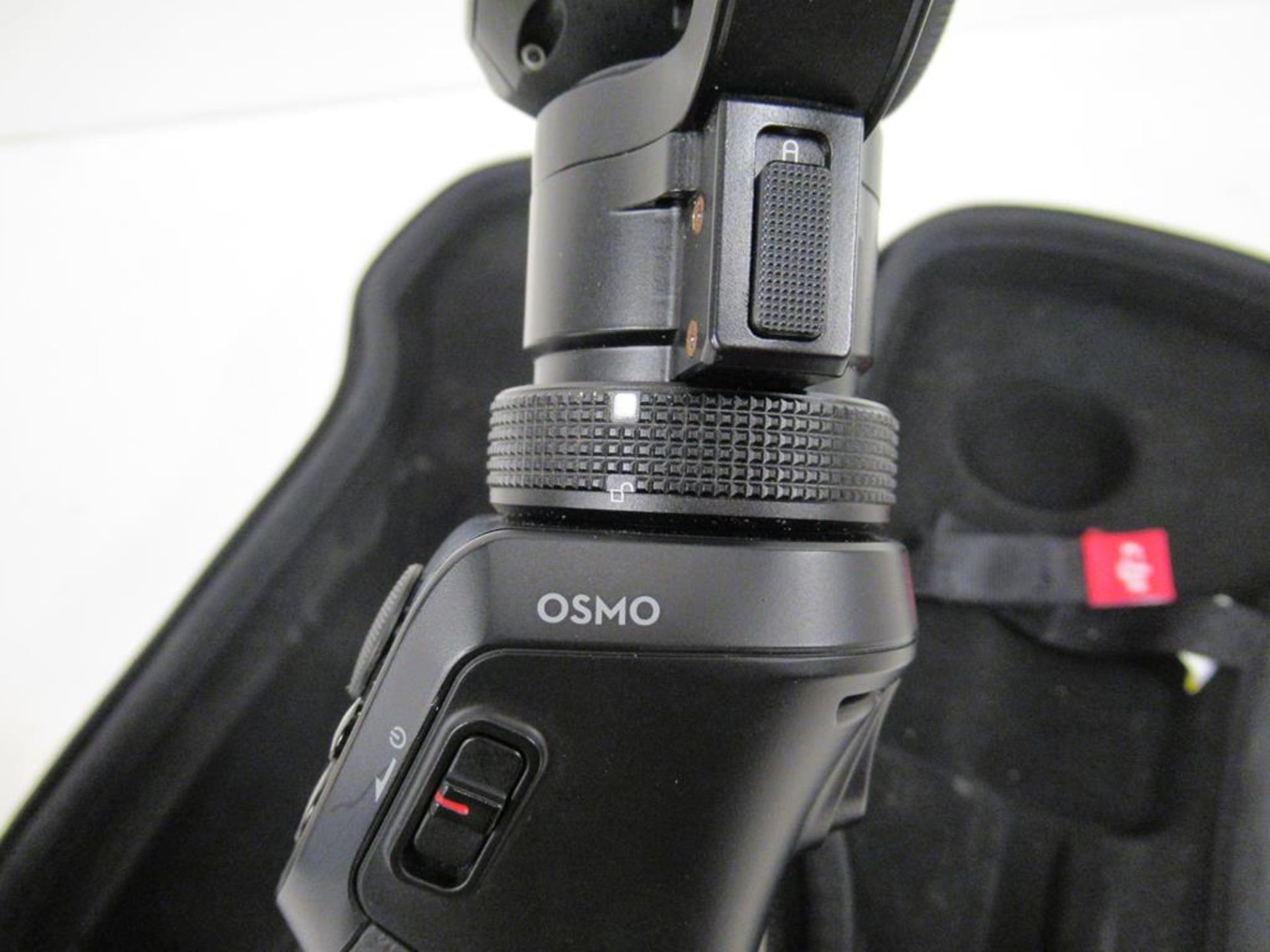 DJI Osmo Zenmuse X3 Hand Held Gimbal and Camera with Batteries and Smatree Charger - Image 9 of 10