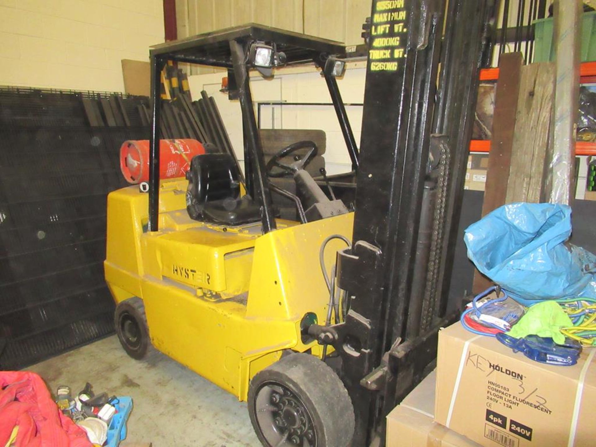 Hyster S4 OOXL Gas Powered Forklift - Image 10 of 14