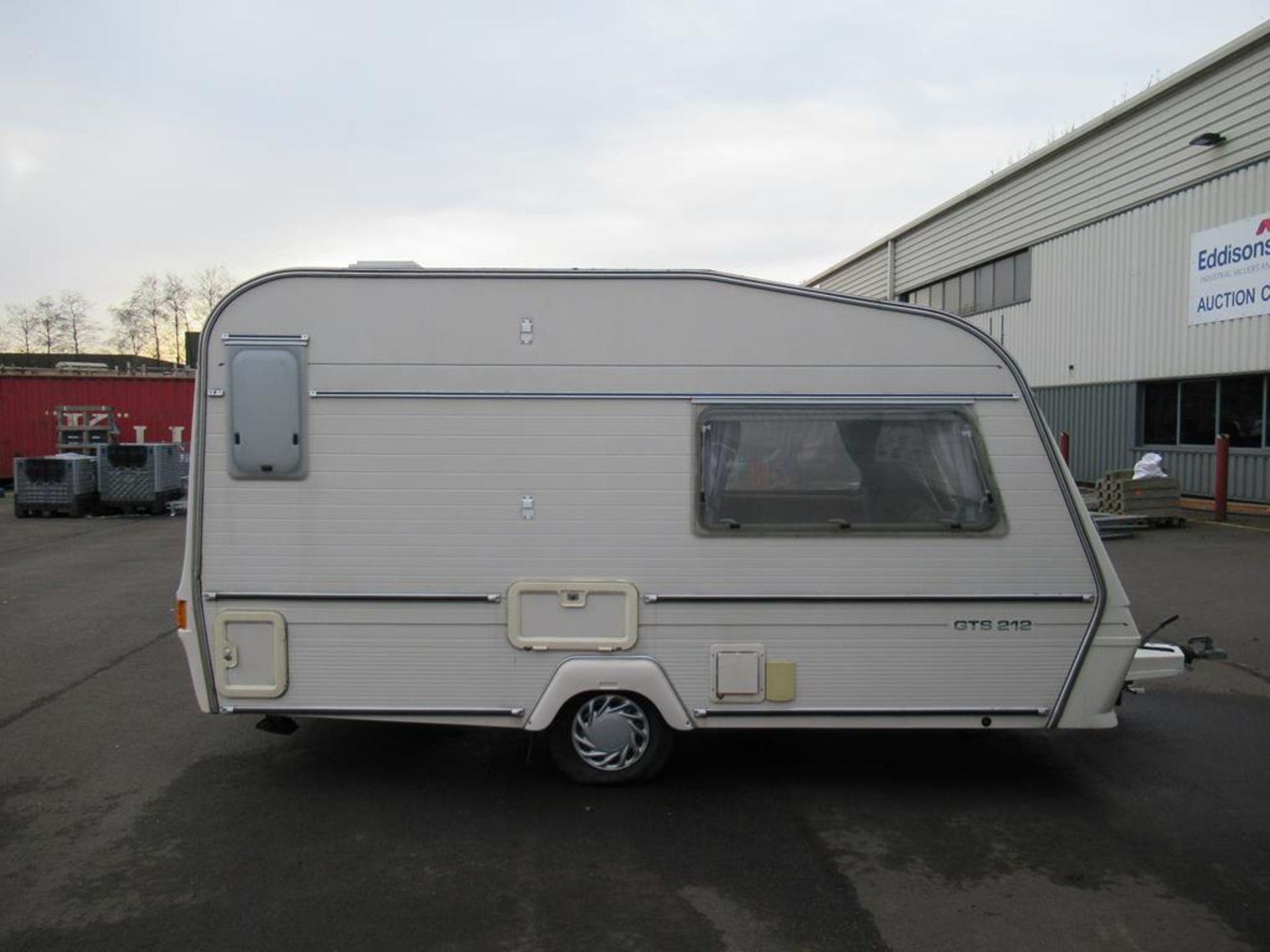 Abbey GTS 212 Caravan 2 berth - Image 4 of 33