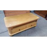 This is a Timed Online Auction on Bidspotter.co.uk, Click here to bid. A Single shelf two drawer