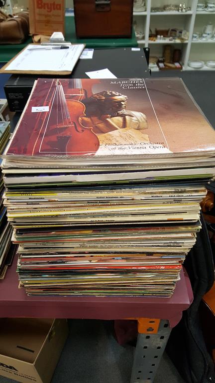 This is a Timed Online Auction on Bidspotter.co.uk, Click here to bid. A Large Collection of Vinyl