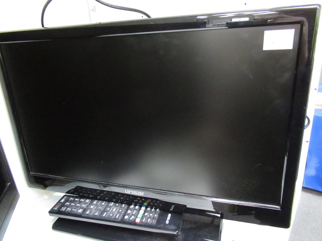 This is a Timed Online Auction on Bidspotter.co.uk, Click here to bid. Two Linsar Colour TVs each - Image 3 of 8