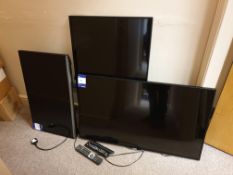 2x Digihome Monitors and a Samsung 32” LED TV