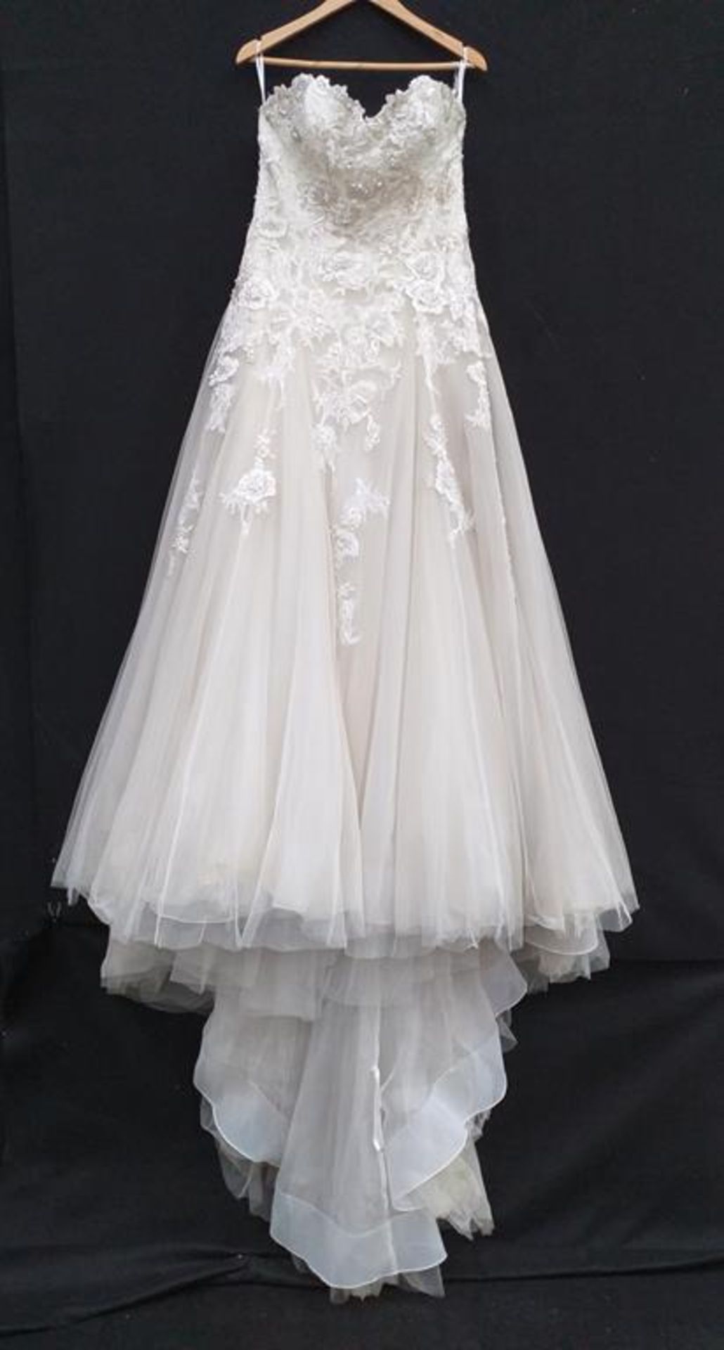 Le Papillion Toronto wedding dress