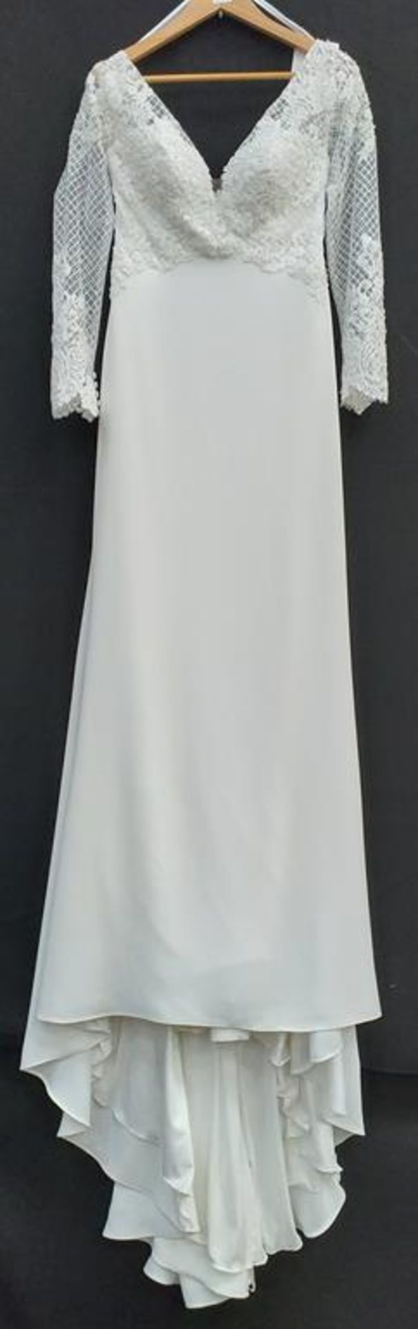 Modeca Styling Darlington wedding dress