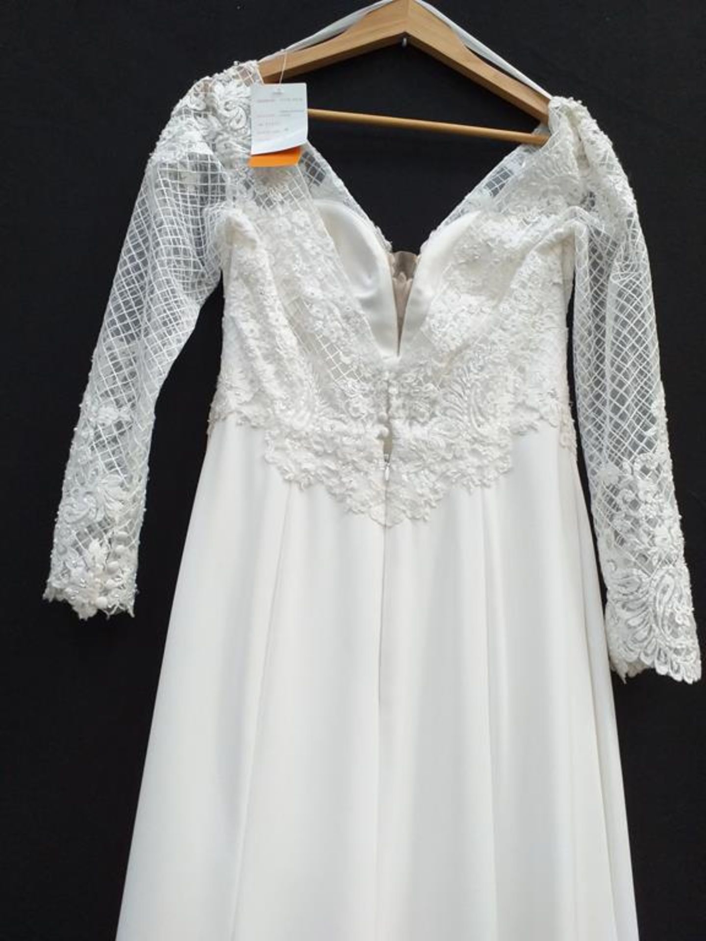 Modeca Styling Darlington wedding dress - Bild 6 aus 12