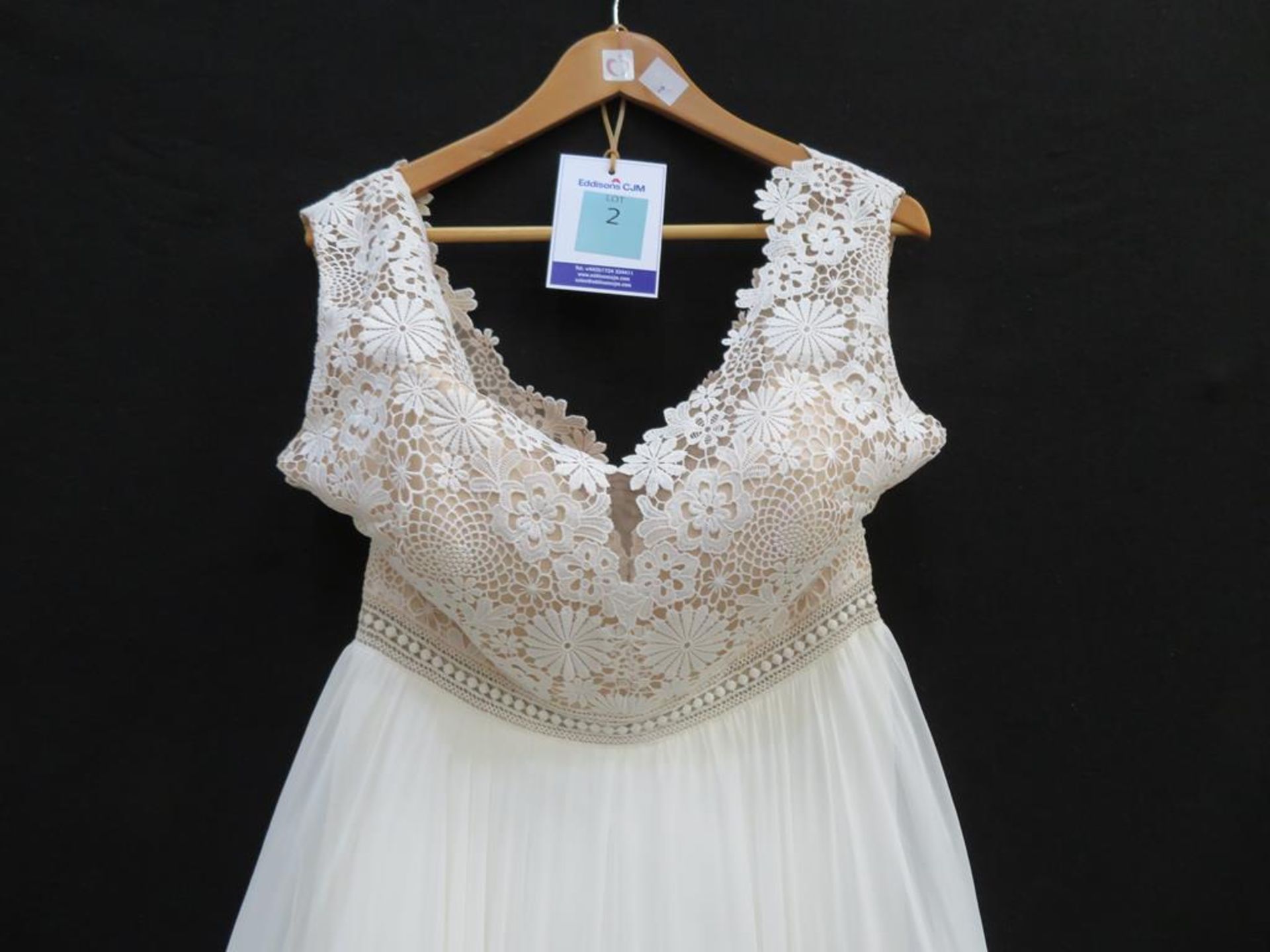 Marylise Dreamlover wedding dress - Image 2 of 6