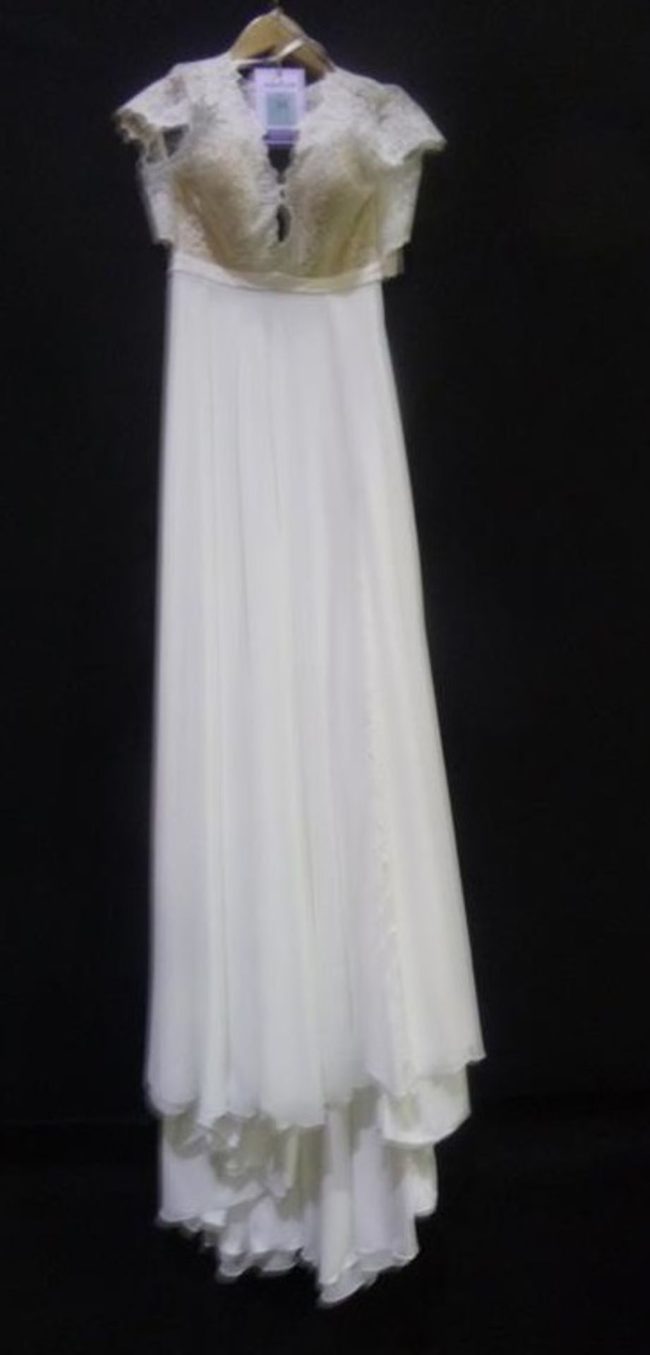 Marylise Amor Amor wedding dress - Image 2 of 9