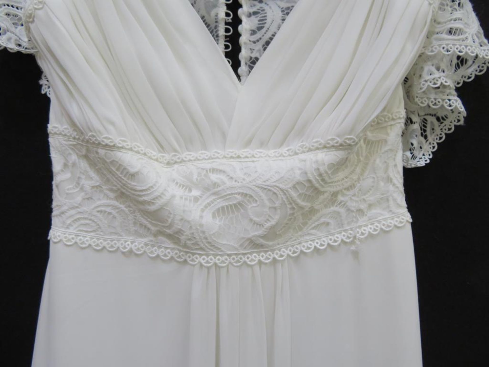 Marylise Seduction wedding dress - Image 3 of 10
