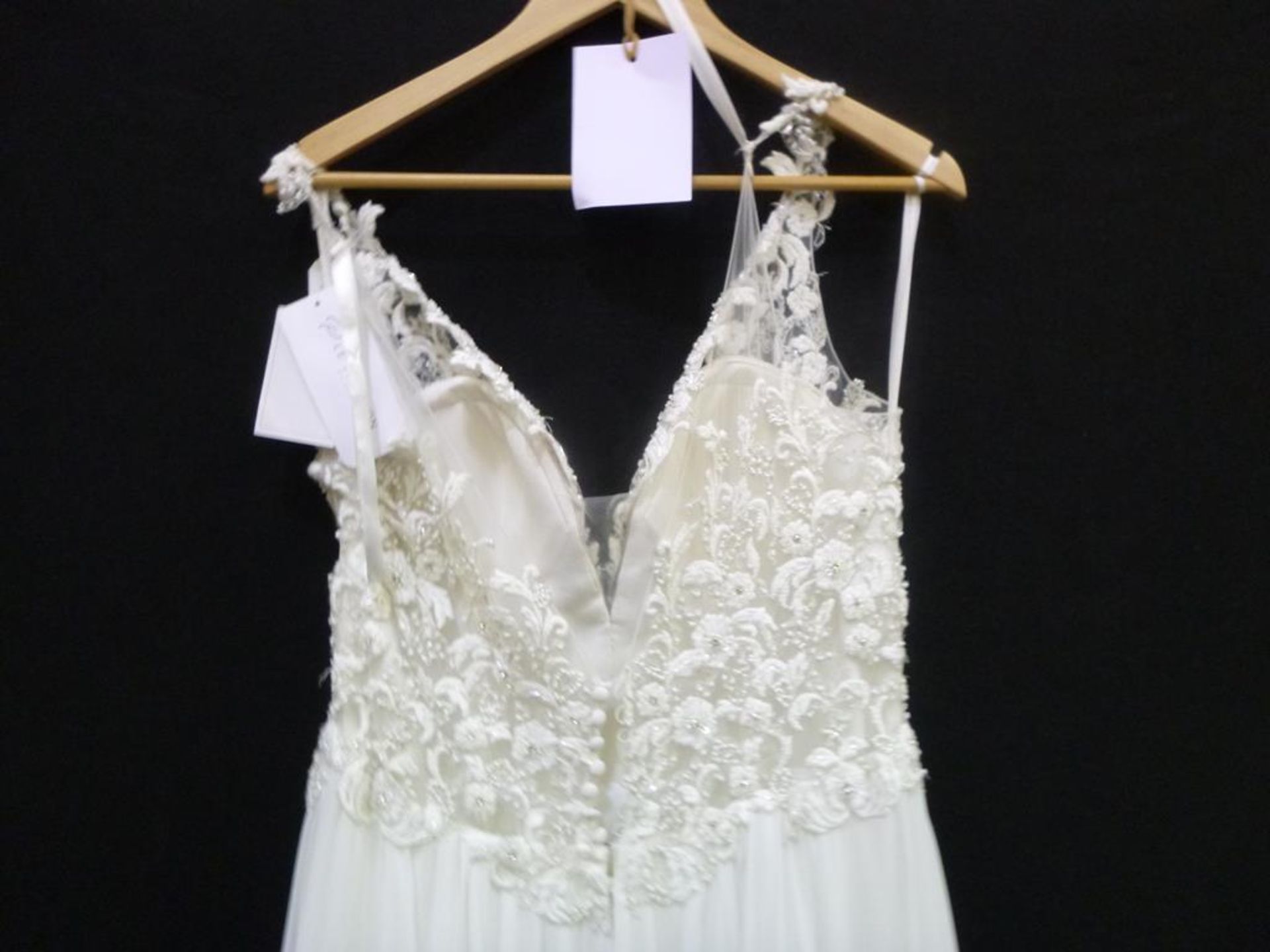 Le Pappillon Emera wedding dress - Bild 5 aus 11