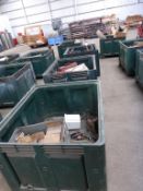 4 x Plastic stillages