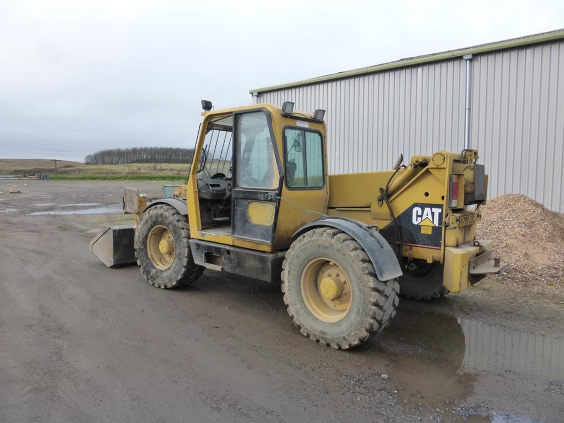 2000 Caterpillar TH63 Telescopic Handler - Image 2 of 9