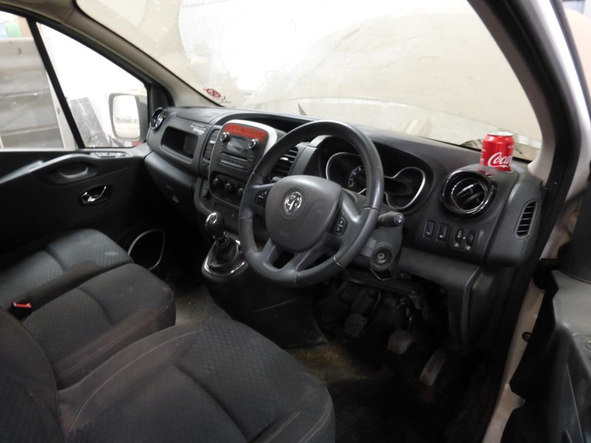 2015 Vauxhall Vivaro - Image 12 of 13