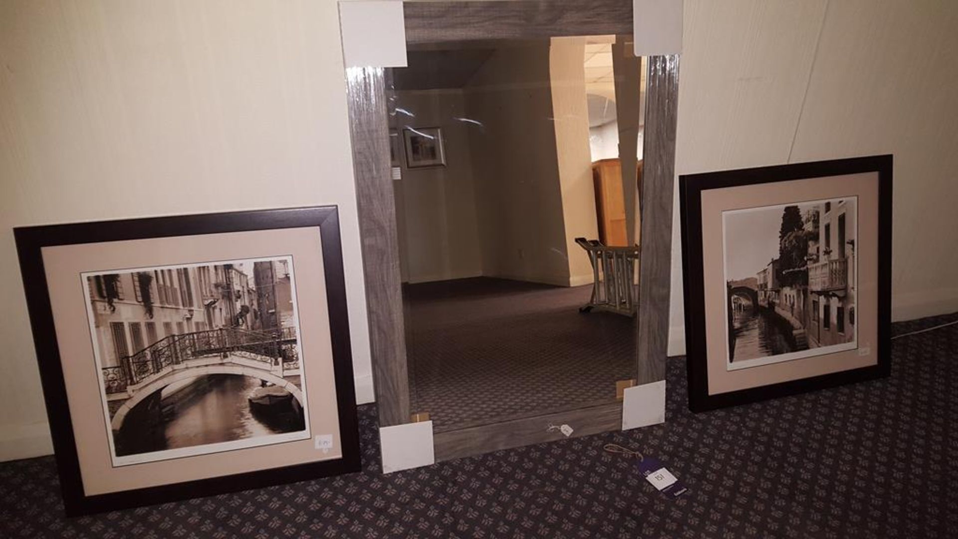 2x Framed print & 1x Framed mirror