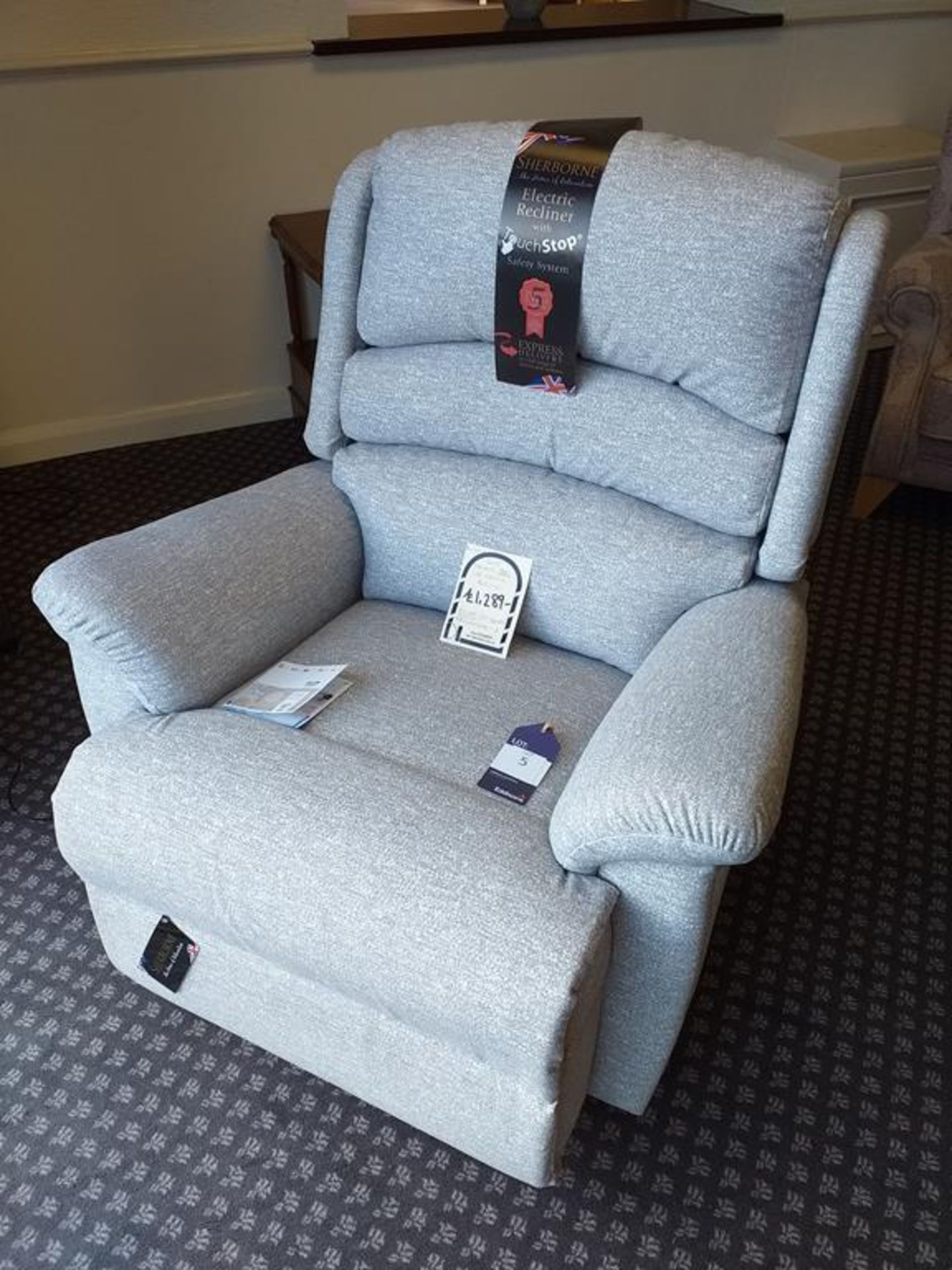 Sherborne Olivia Electric Recliner - Image 2 of 4