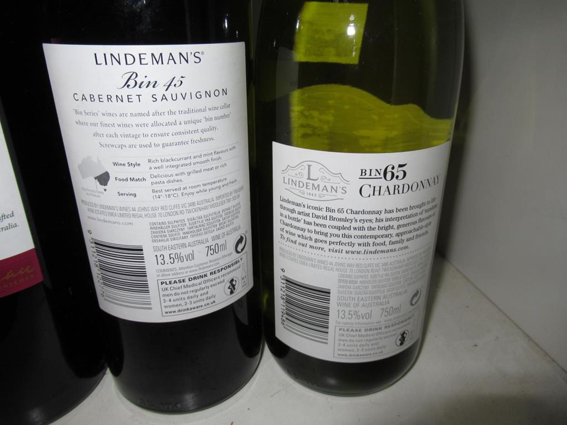 Twenty one bottles of Lindeman's wine: a bottle of Bin 85 2018 Pinot Grigio white wine, four bottle - Image 2 of 6