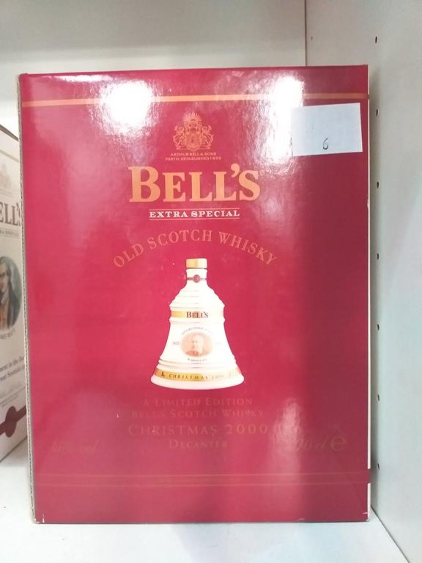 Two Bell's Extra Special Old Scotch Whisky limited edition Christmas 2000 Decanters one 80% full - Image 5 of 7