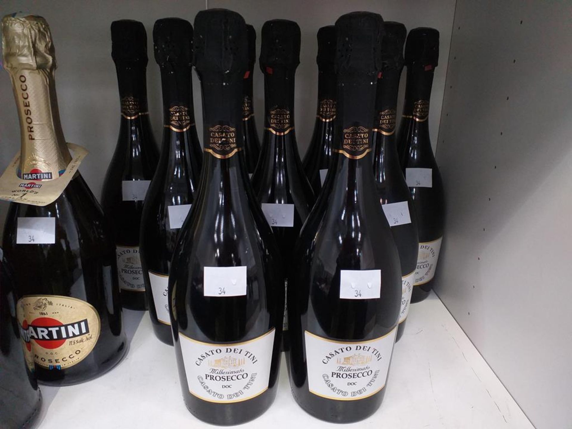 Three bottles of Martini Prosecco D.O.C. and nine bottles of Casato Dei Tini Millesimato Prosecco D. - Image 5 of 7