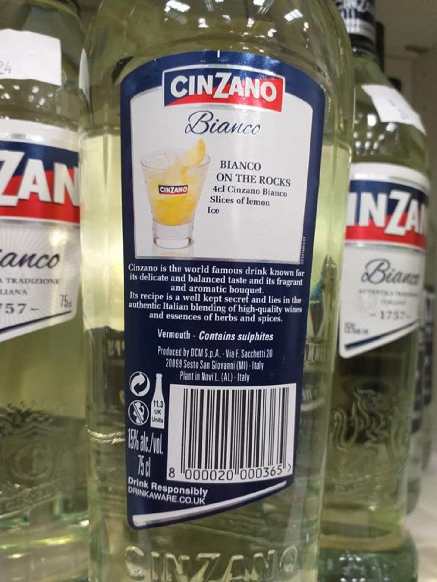 Ten bottles of V-Kat Dry Schnapps and six bottles of Cinzano Bianco Vermouth - Image 3 of 5