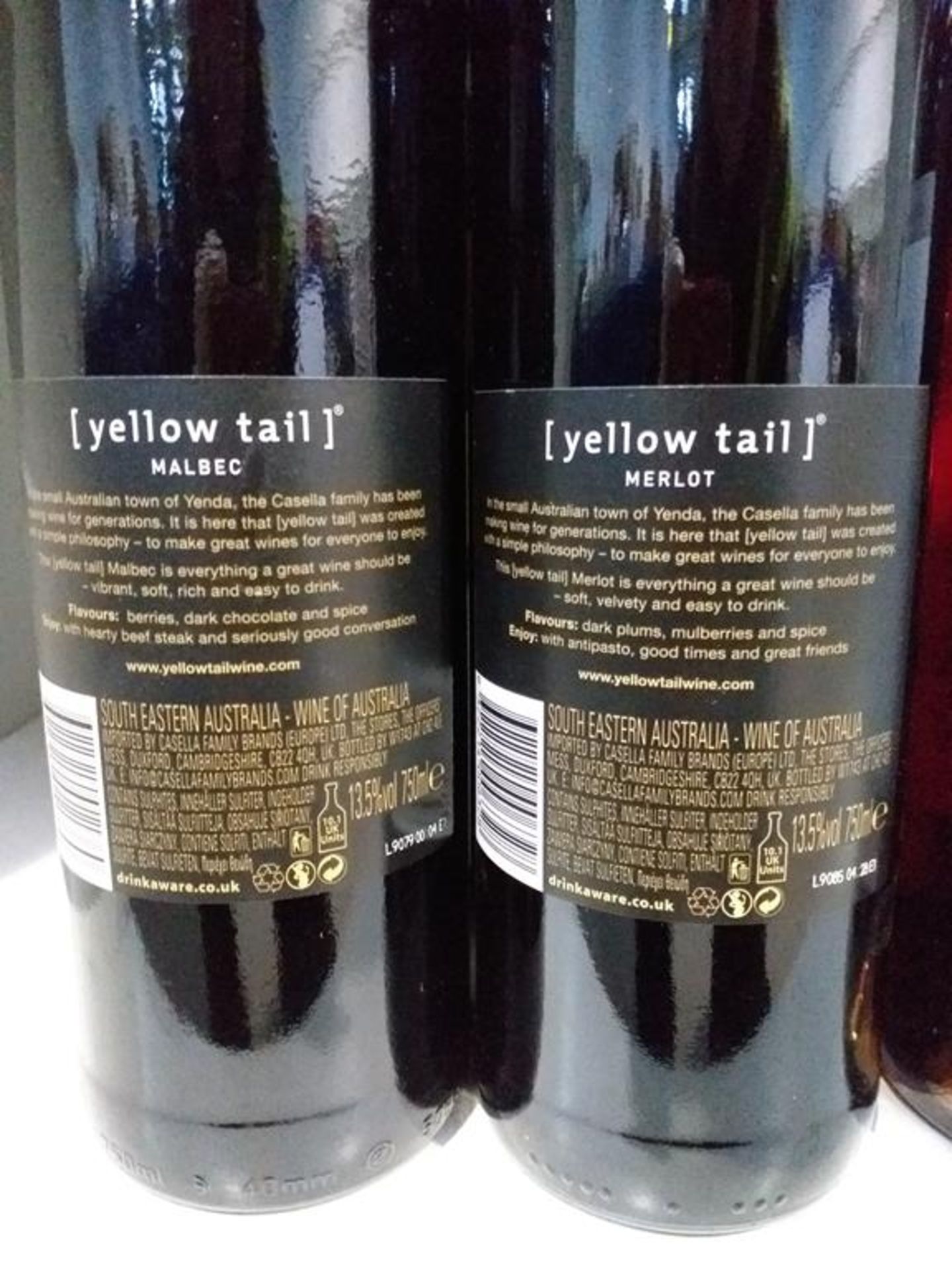 Eleven bottles of Yellow Tail wine: three bottles of 2018 Shiraz red wine, three bottles of 2018 Cha - Image 3 of 9