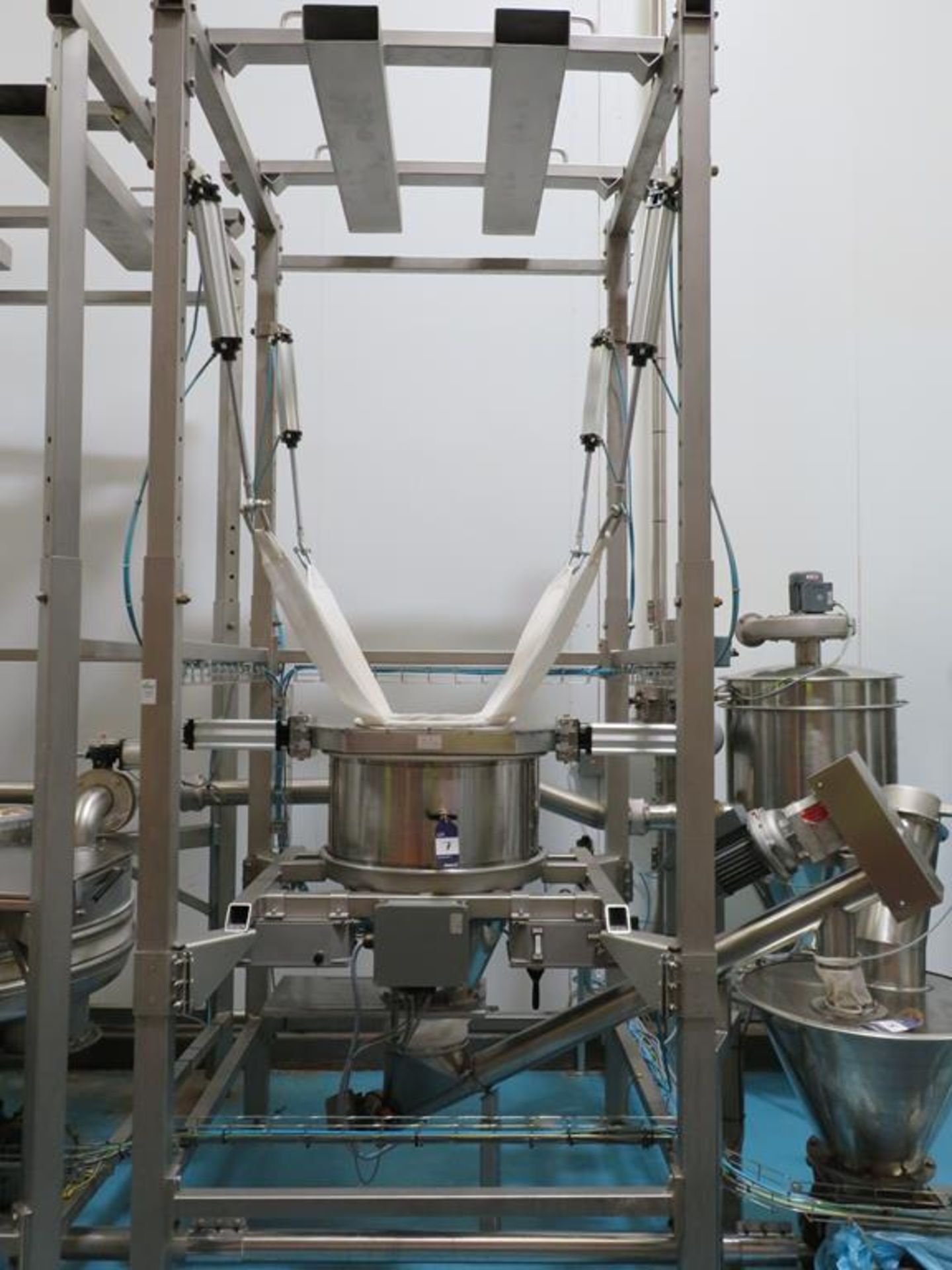 Framed Mounted Sifter with Bulk Bag Unloading Syst