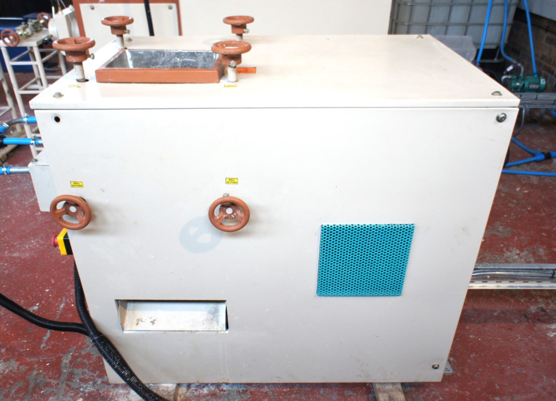 GCL Toilet Soap Plant with capacity of 3 tons/day (125Kg/hour) with: Caustic Lay Tank, - Image 31 of 47