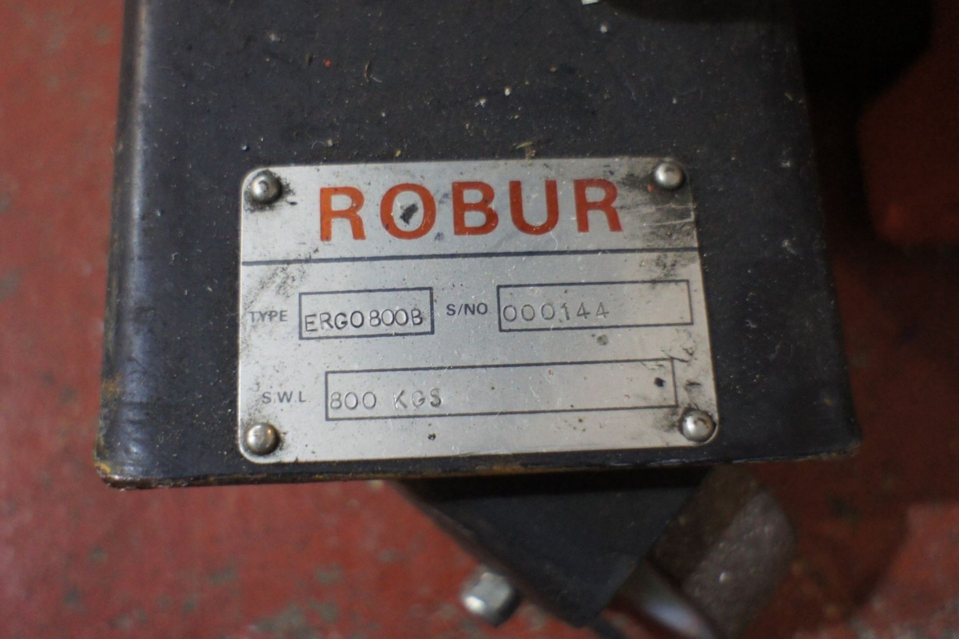 Robur ERG0800B Pedestrian Electric Forklift, 800Kg capacity with charger, 240V - Image 4 of 4