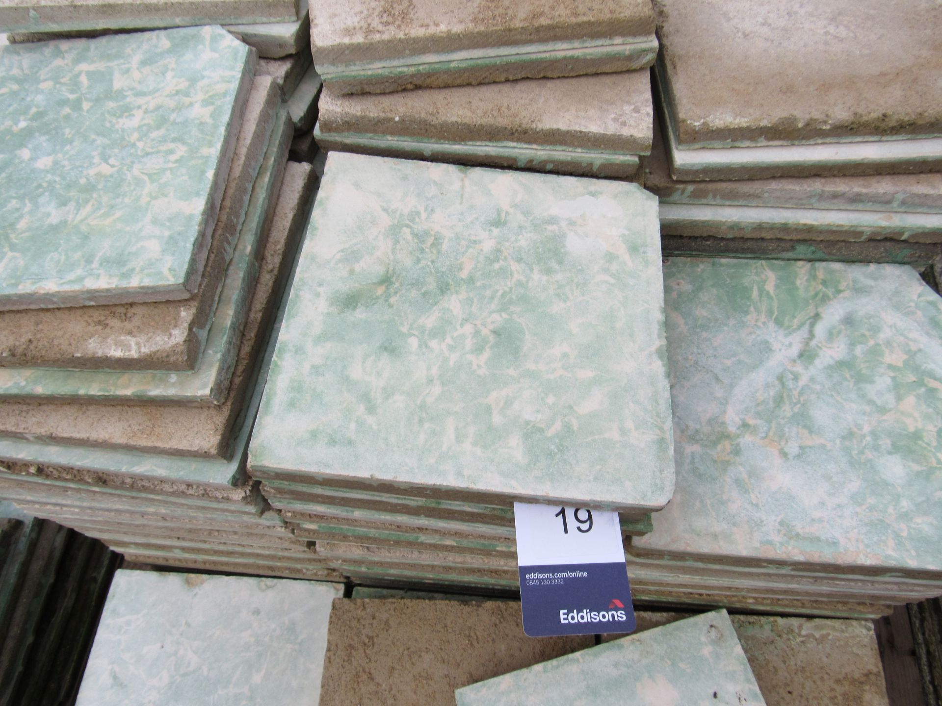 Quantity Reclaimed Marble Effect Tiles to Pallet, Green - Image 2 of 2