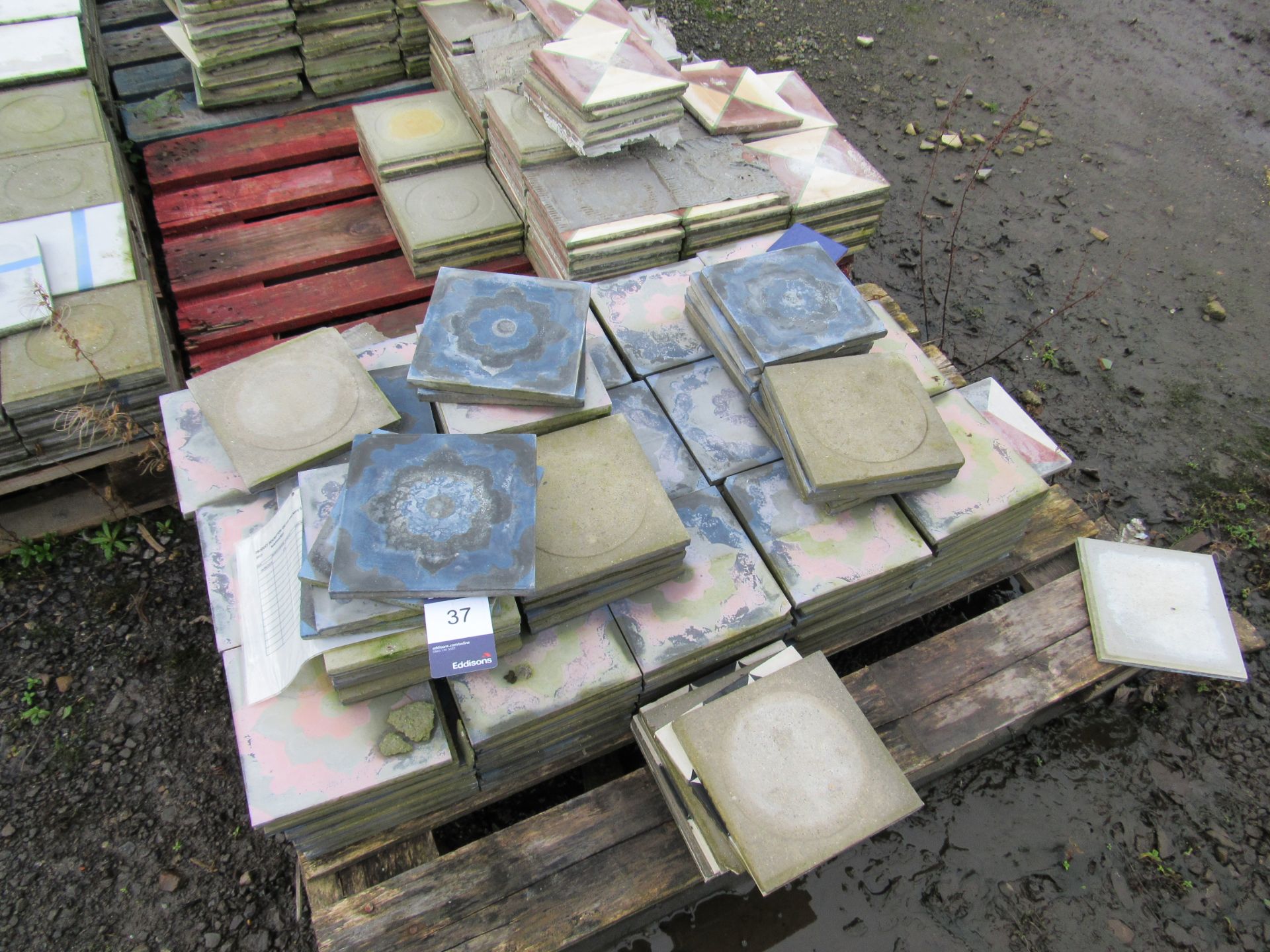 Quantity Reclaimed Tiles to 6 Pallets - Image 2 of 7