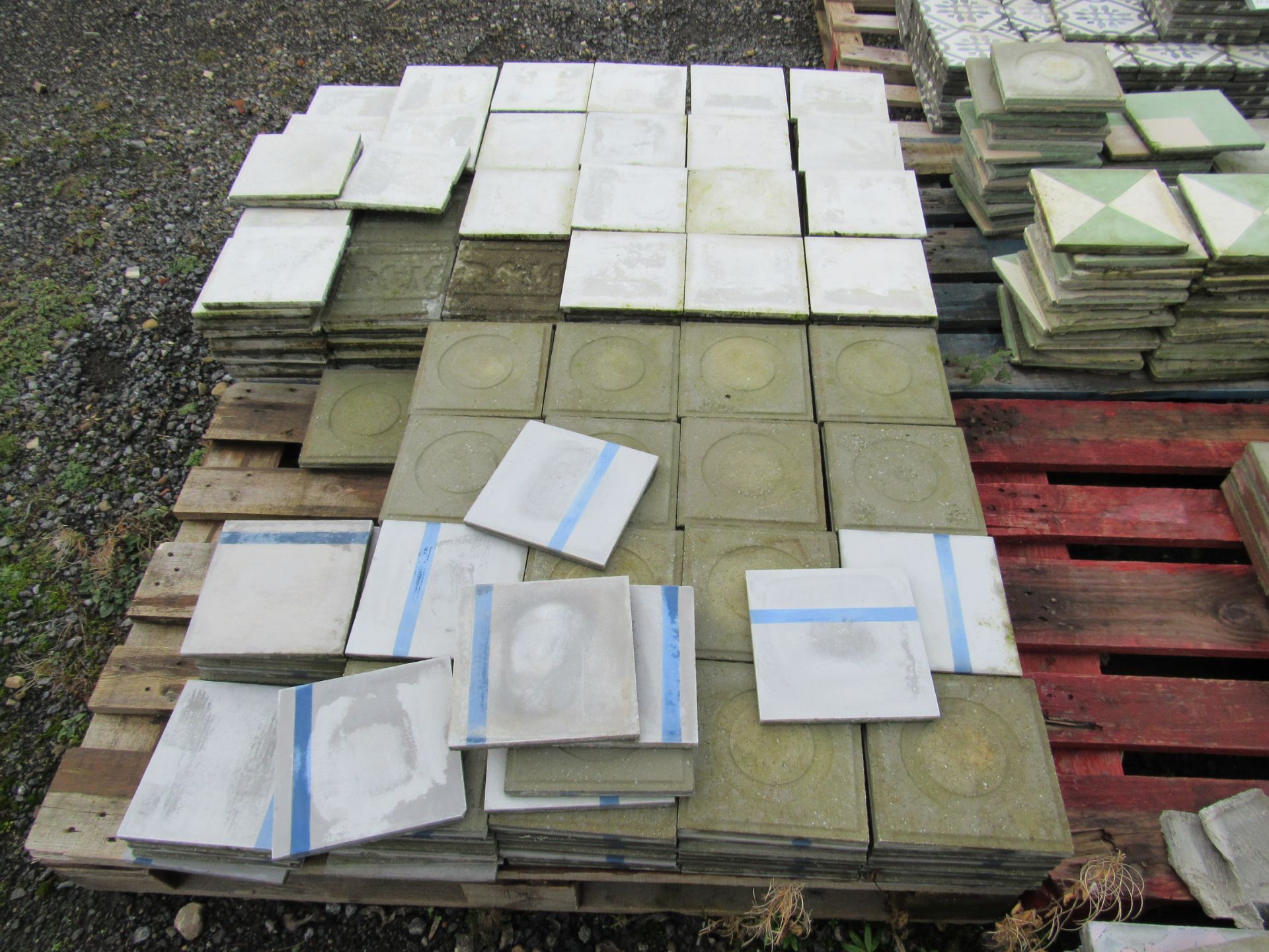 Quantity Reclaimed Tiles to 6 Pallets - Image 3 of 7