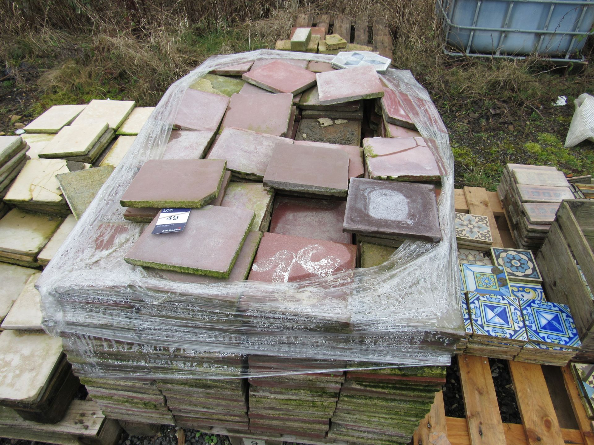 Quantity Various Reclaimed Tiles to 4 Pallets - Image 2 of 3