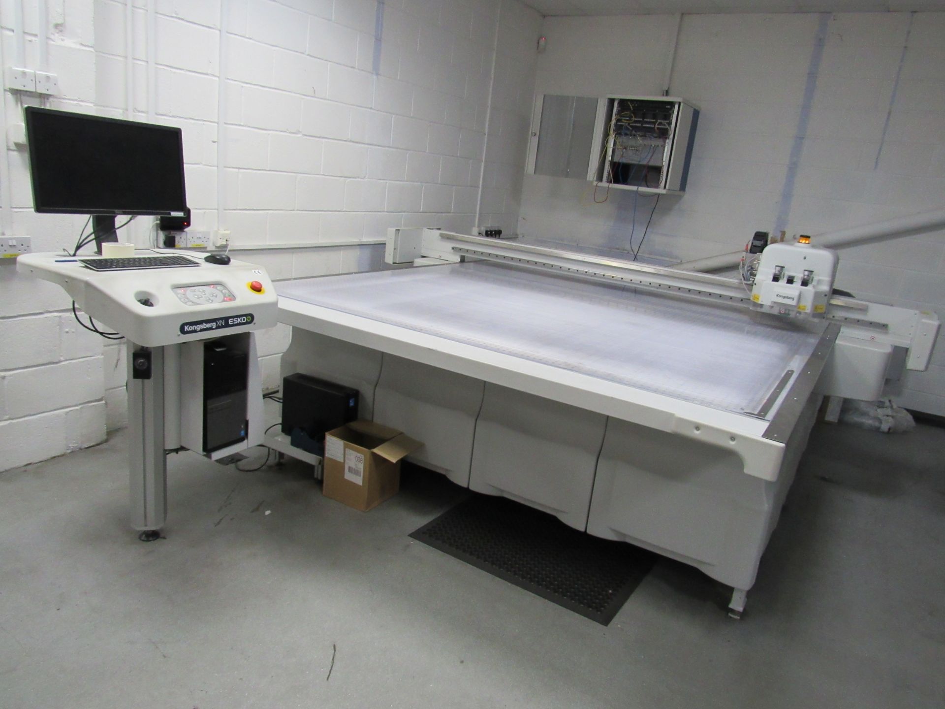 Kongsberg Esko XN44P CNC Cutter, 3960mm x 2450mm, serial number 84199, 12.2015 (unless sold by prior - Image 13 of 15