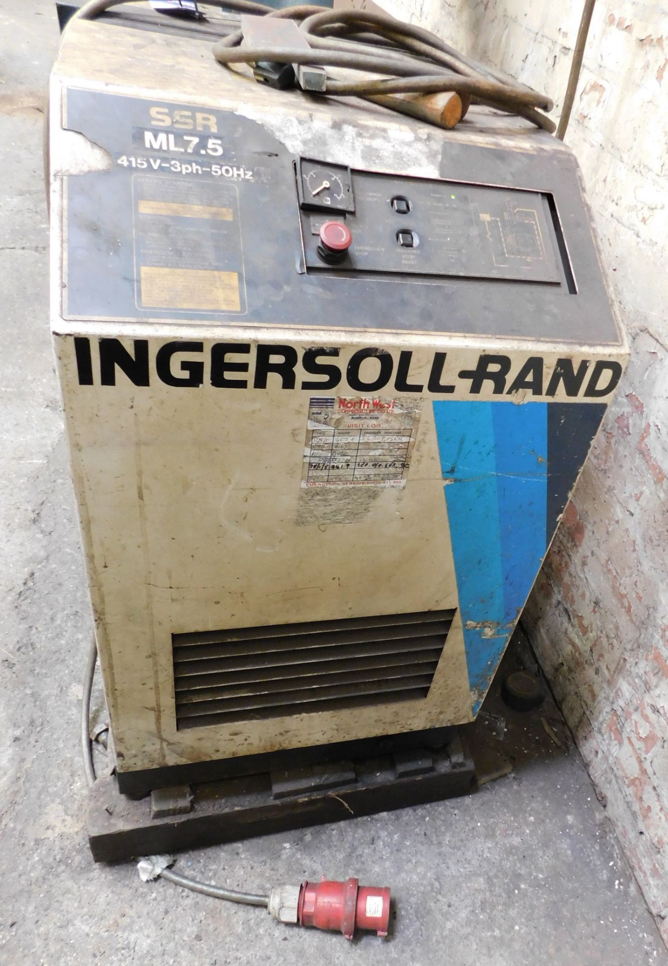 Ingersoll Rand SSR ML 7.5 Compressor & air receive