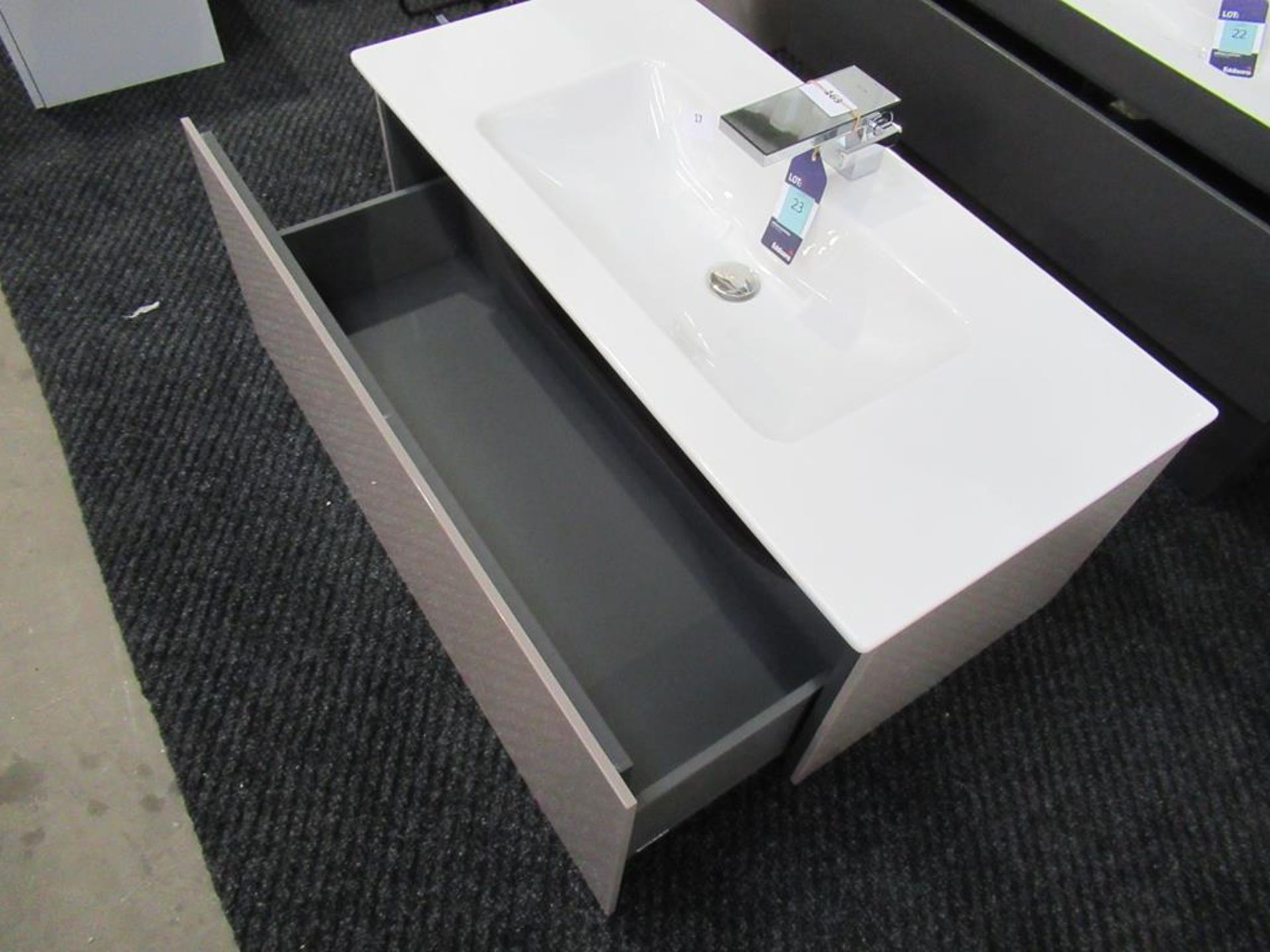 Ex Display Duravit Axor L-Cube Vanity Unit with Axor tap - Image 4 of 4