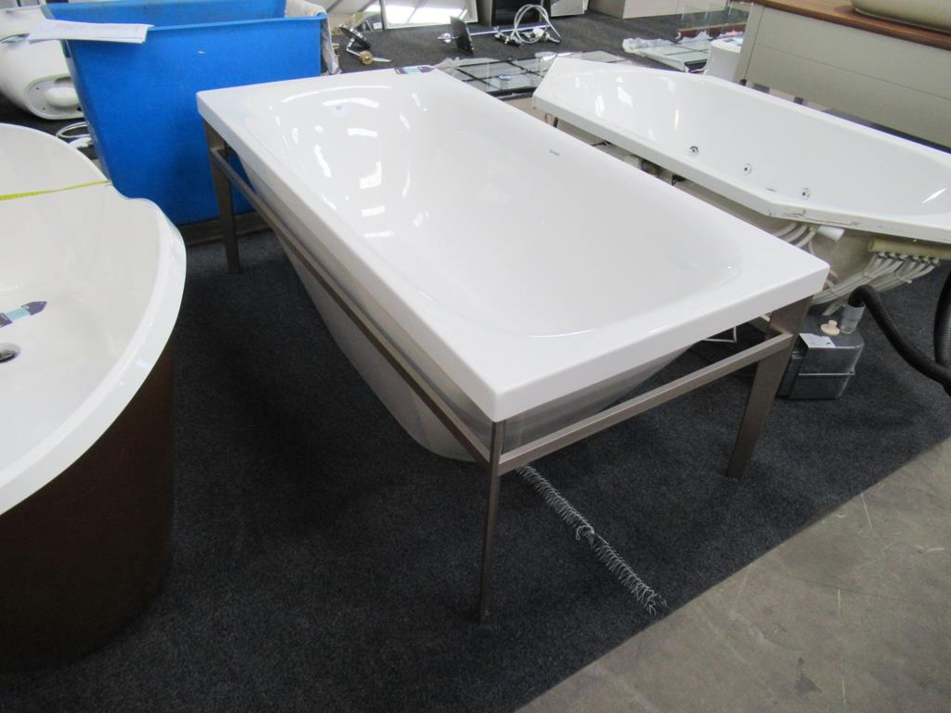 Ex Display Duravit Xviu Metal Framed Bathtub