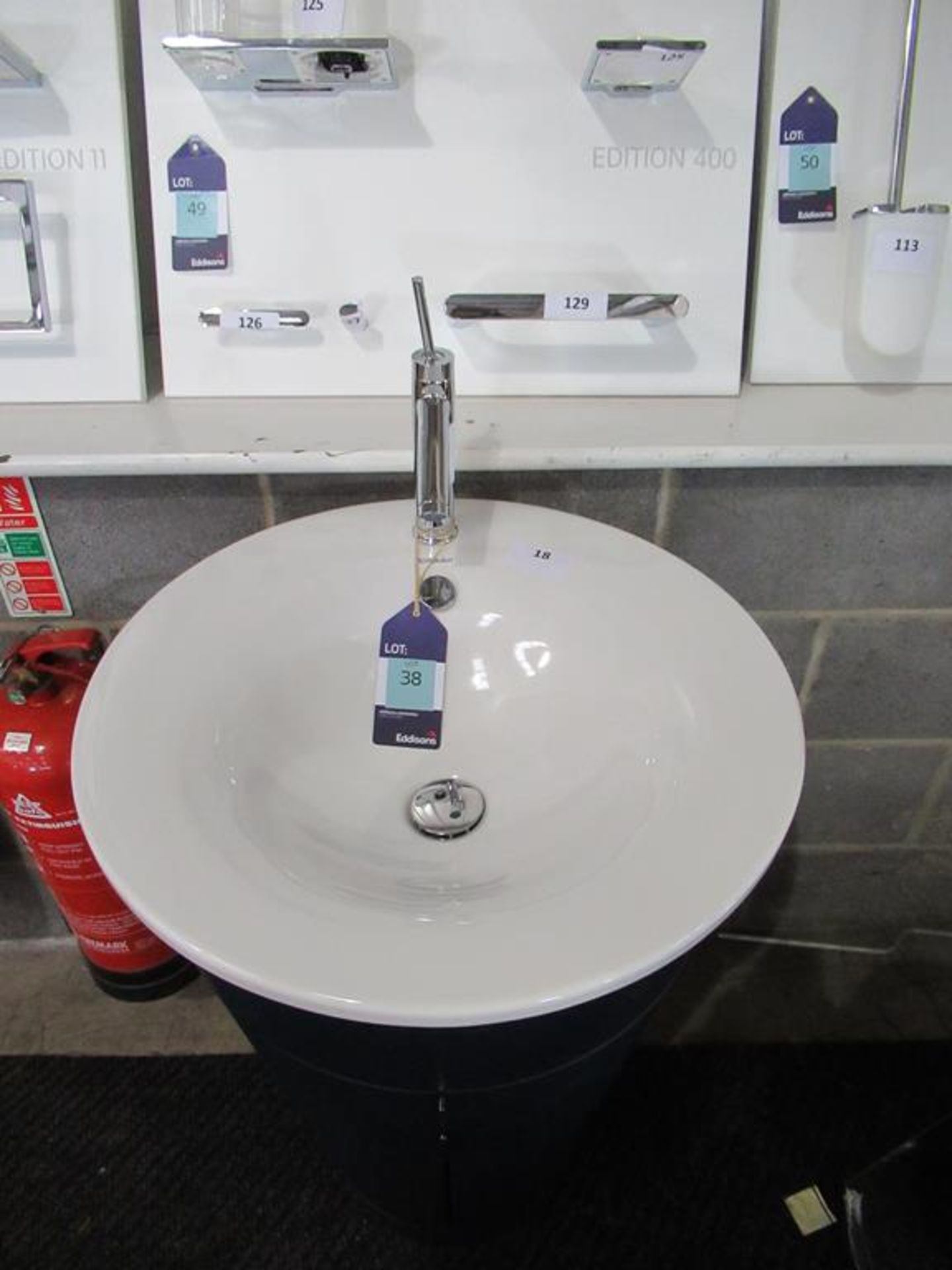 Ex Display Duravit Stark Vanity Unit - floor standing (825mm, 560mm, 600mm) with vanity basin and Ax - Image 3 of 5