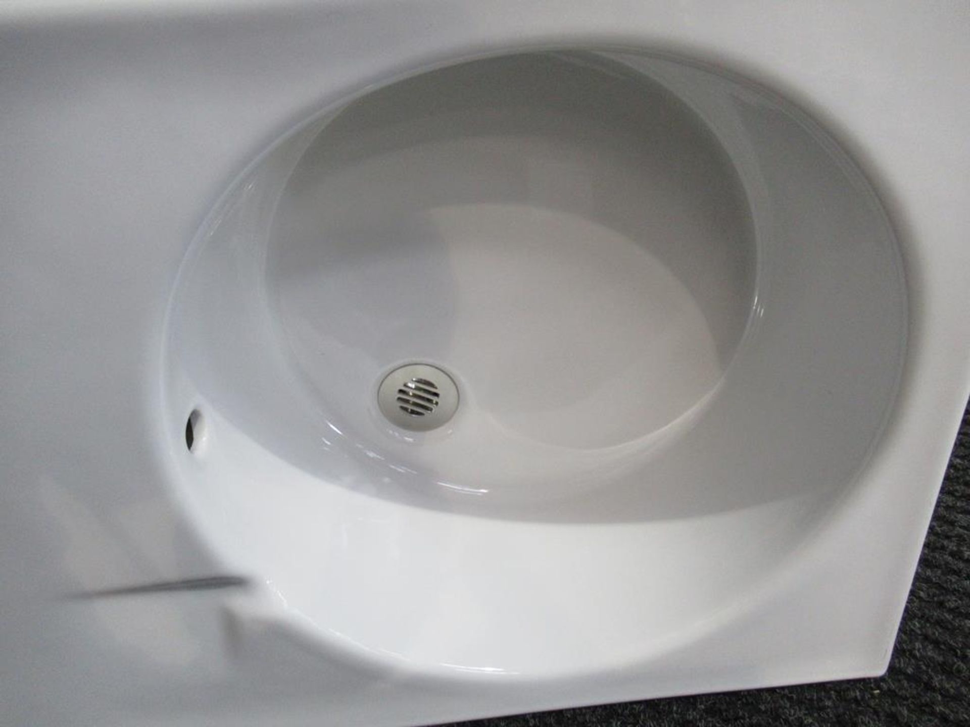 Duravit Scola wash basin (600mm) left - Image 2 of 3