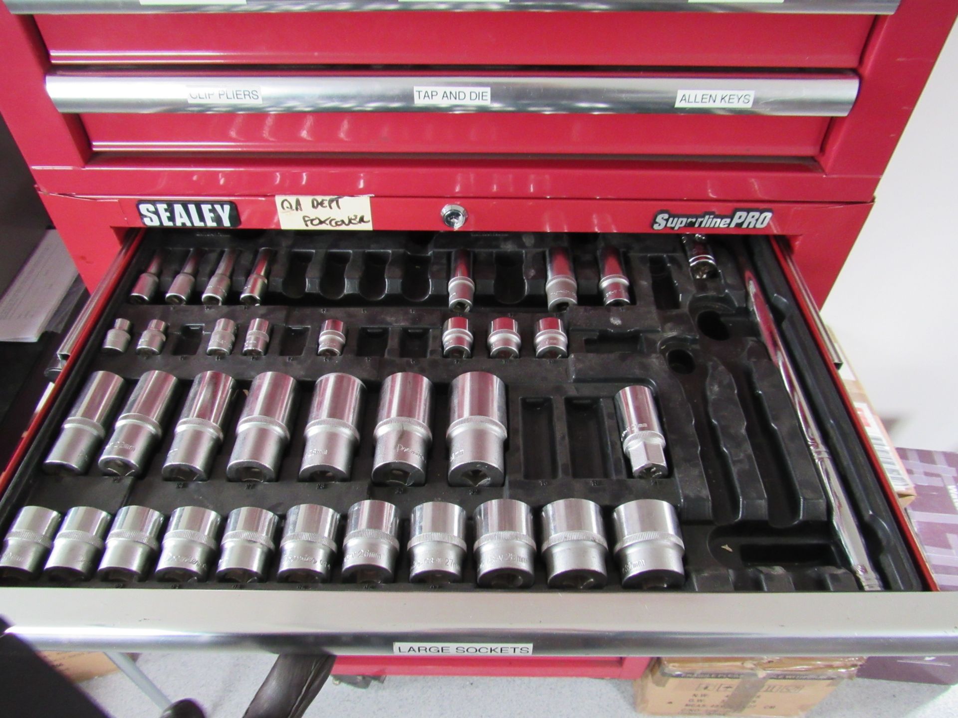 Sealey Superline Pro Tool Chest including Various - Image 6 of 10