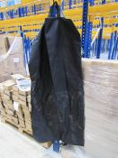 Approx. 478 Suit Carriers/Protective Seat Sheets t