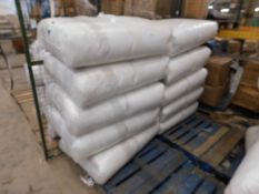 4.5 King Non Woven Quilt 60 Quantity