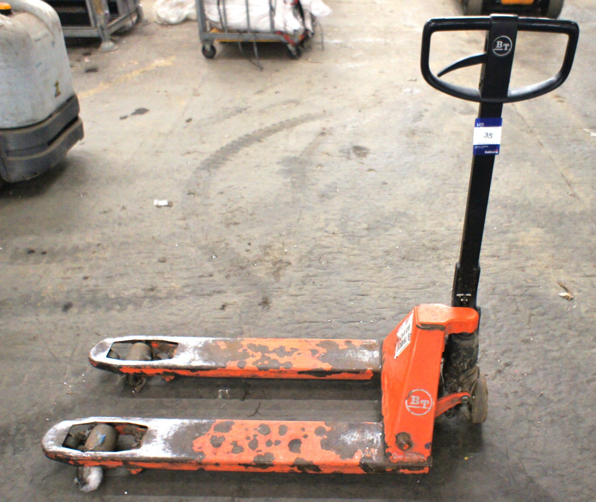 Hand Operated Pallet Truck