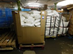 Large Quantity of 48x48cm Uncovered Cushions & 55x