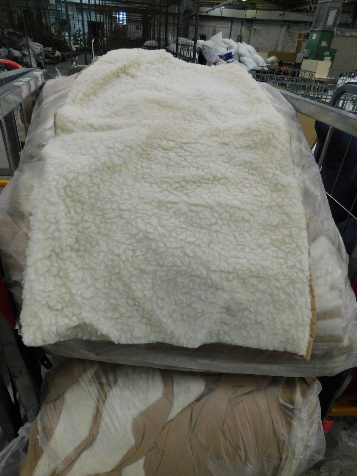 Faux Sheepskin Cushion Cover to Stillage (Stillage - Image 2 of 2