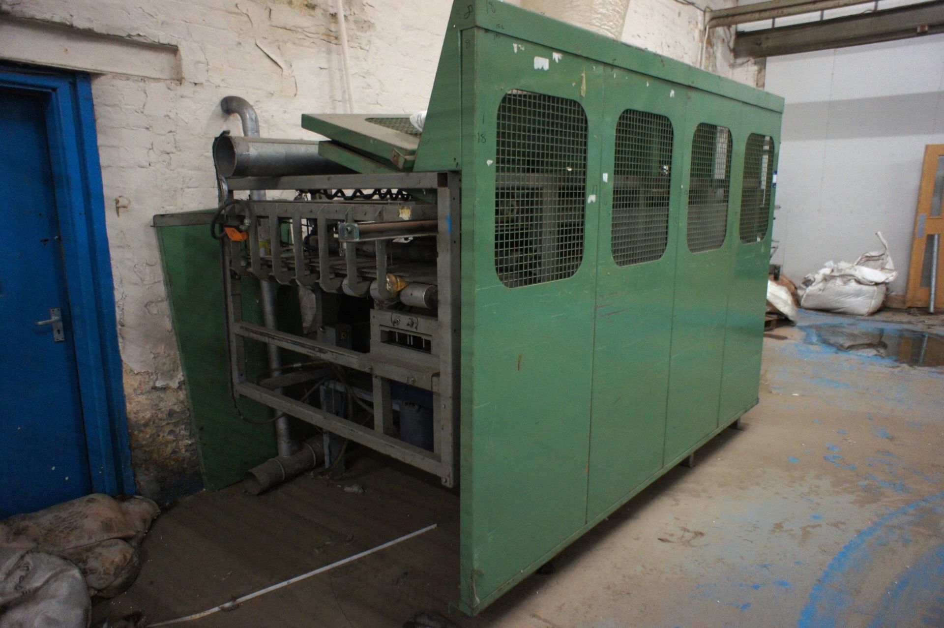 2 Various Cannibalised Machines, as Lotted - Image 3 of 5